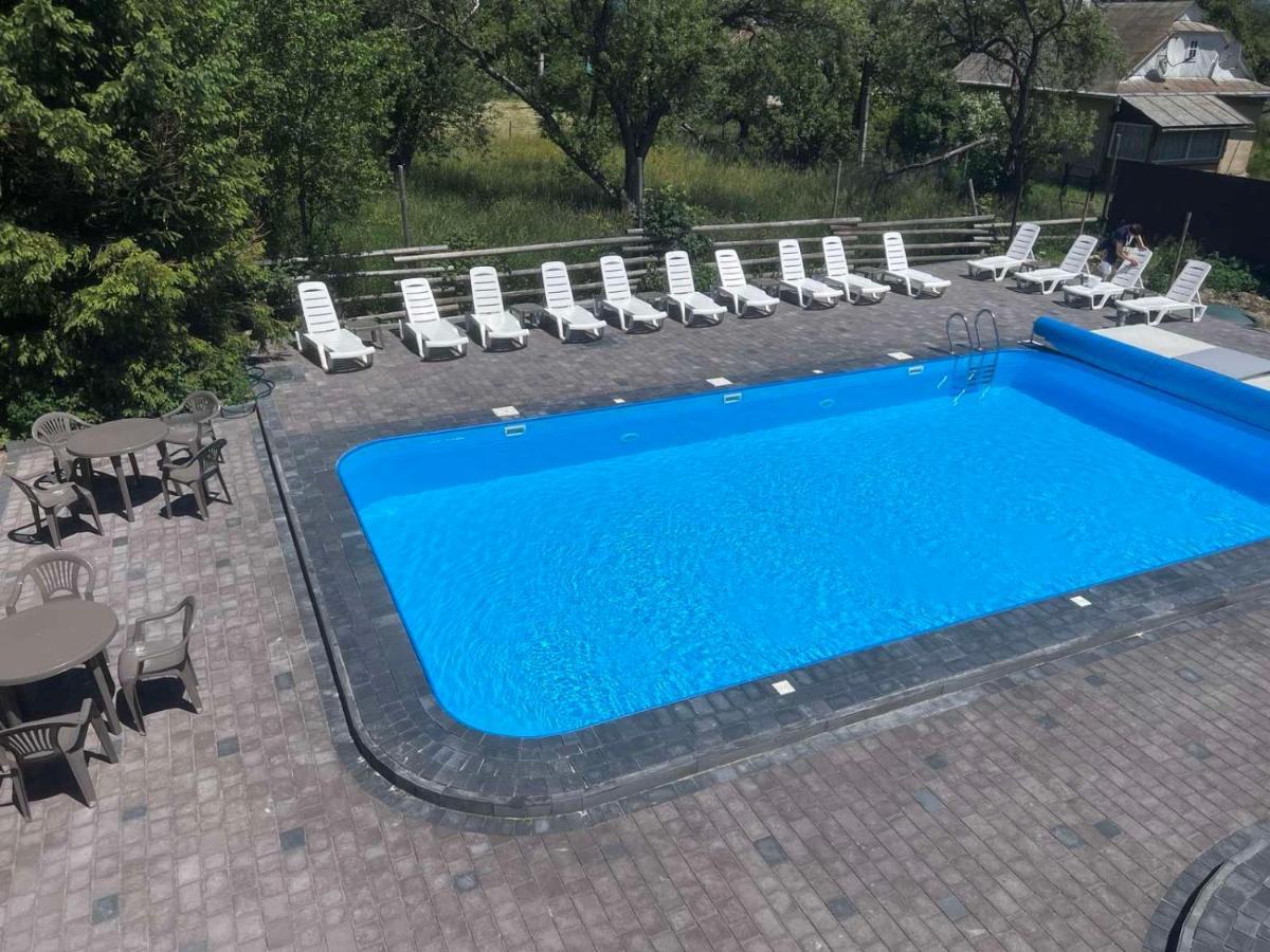 Sadyba Magnat Hotel Dilyatyn Exteriör bild