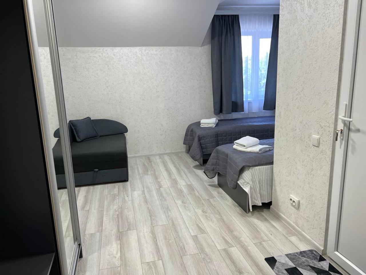 Sadyba Magnat Hotel Dilyatyn Exteriör bild