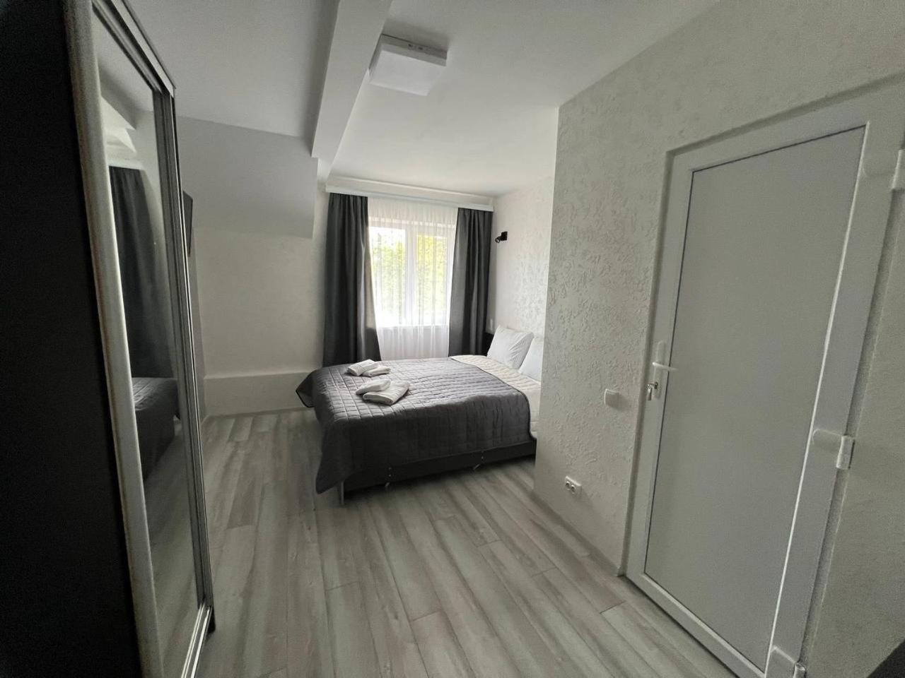 Sadyba Magnat Hotel Dilyatyn Exteriör bild