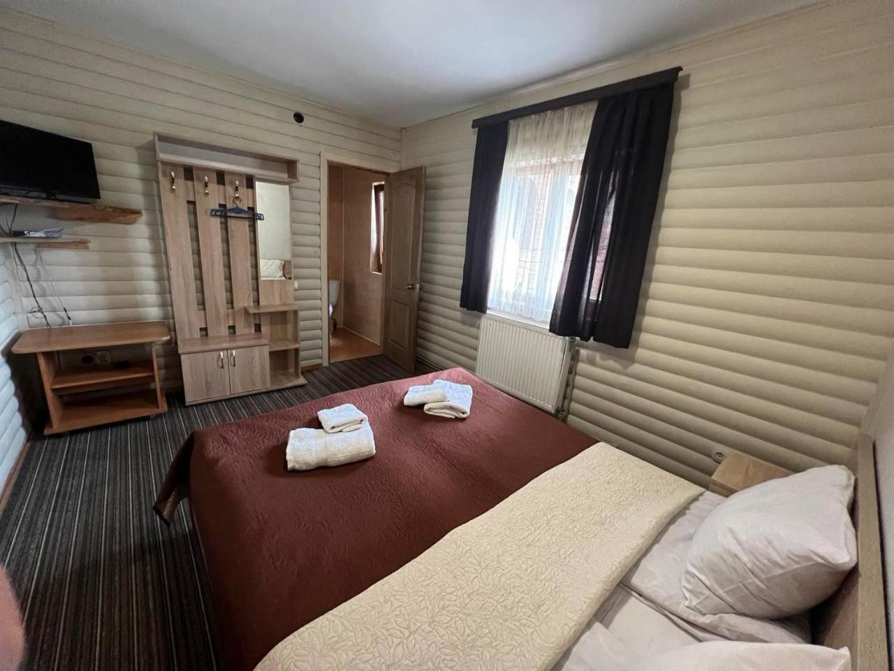 Sadyba Magnat Hotel Dilyatyn Exteriör bild
