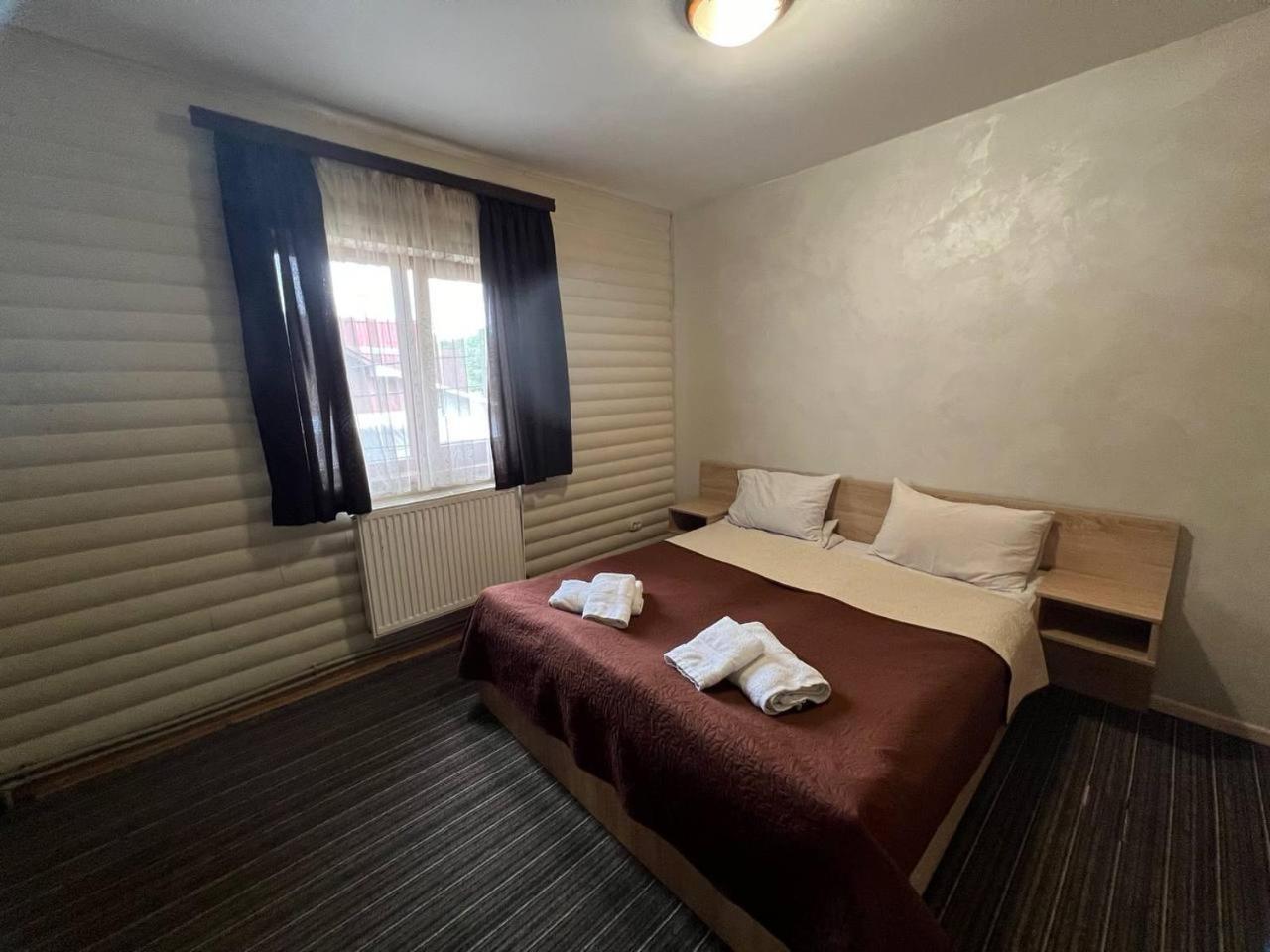 Sadyba Magnat Hotel Dilyatyn Exteriör bild